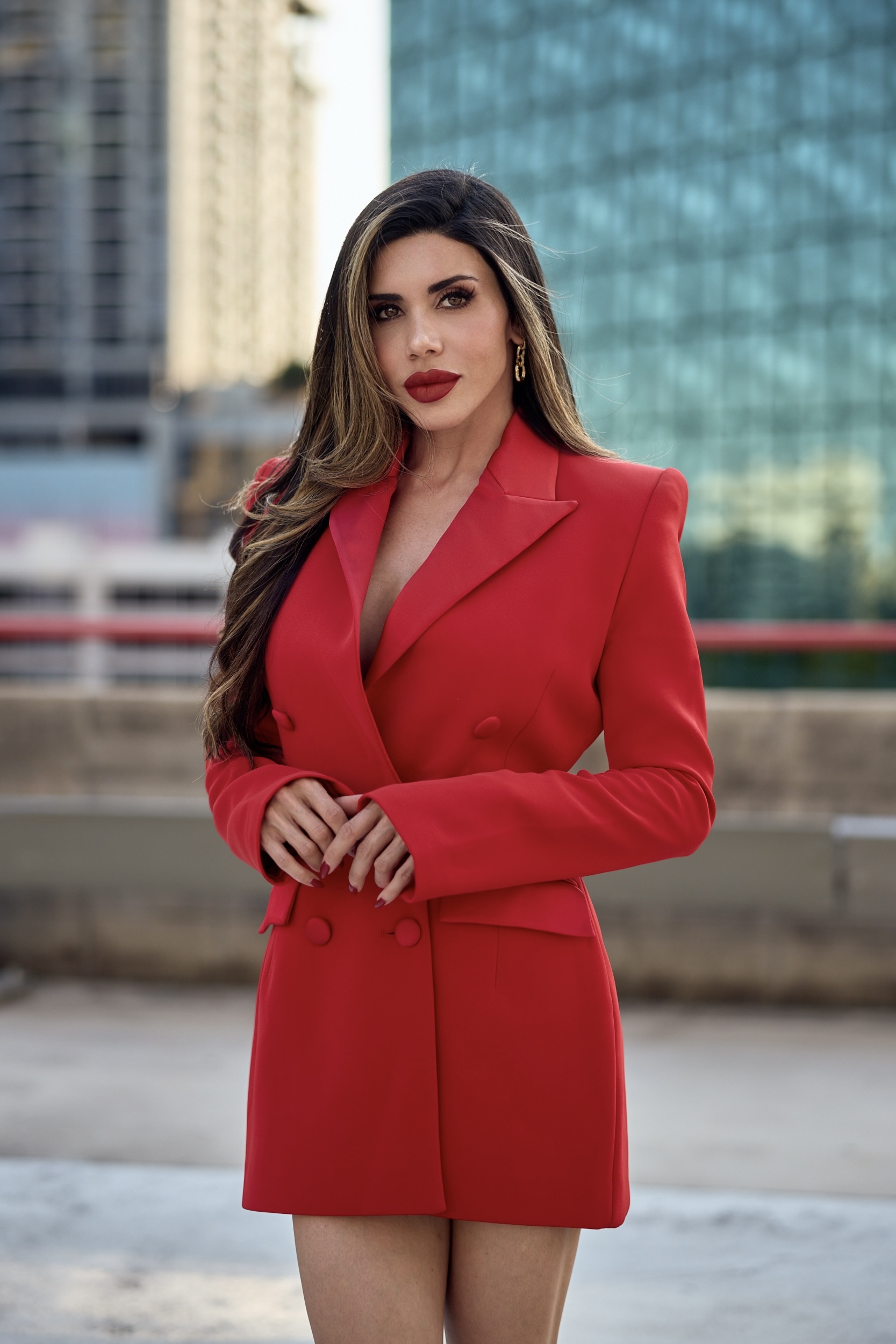 Lisa Haven, founder of HAVENLY, VIXA, and LUMAPROMPT.AI
